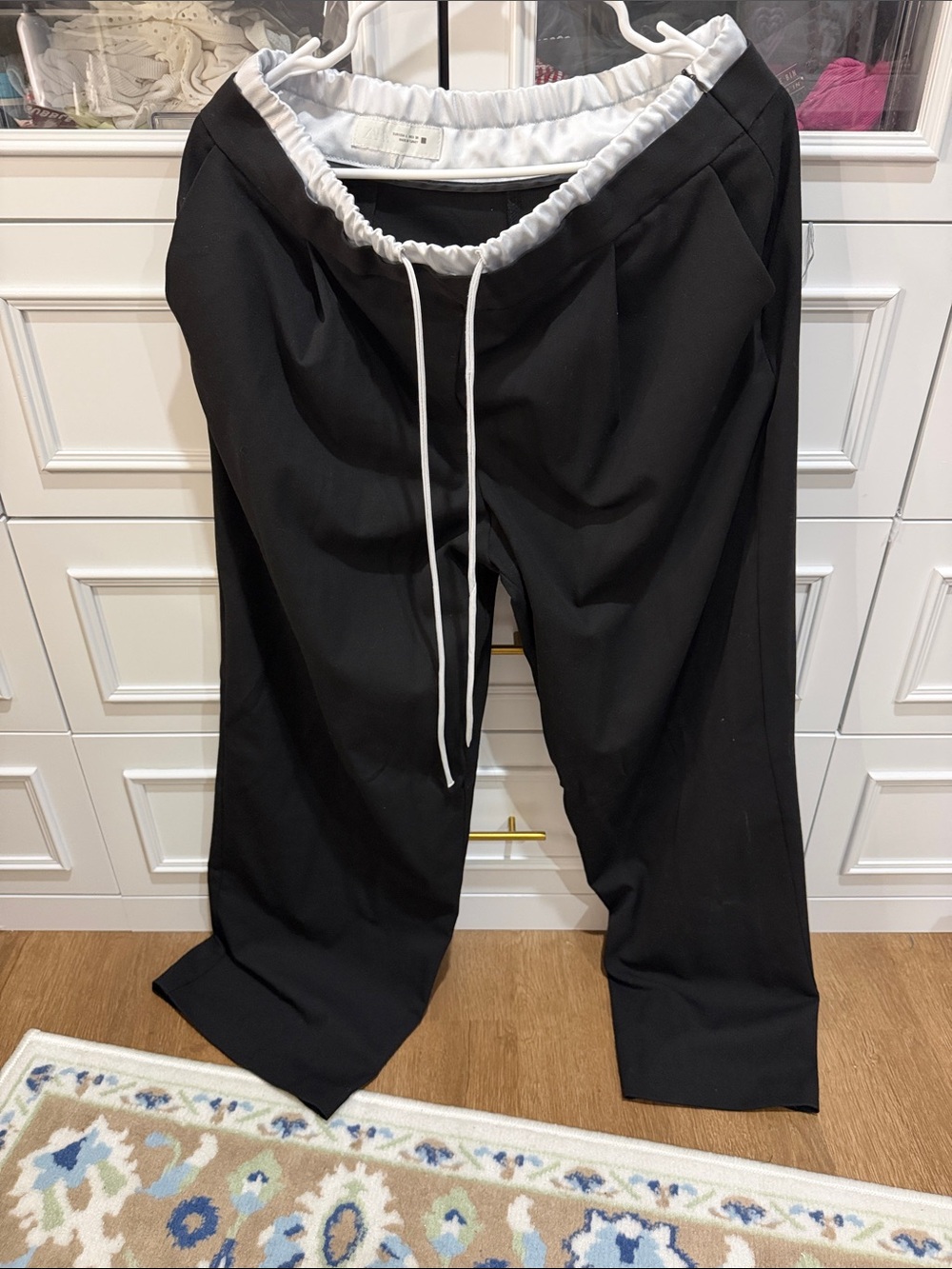 Zara Black Wide-Leg Drawstring Trousers with White Waistband